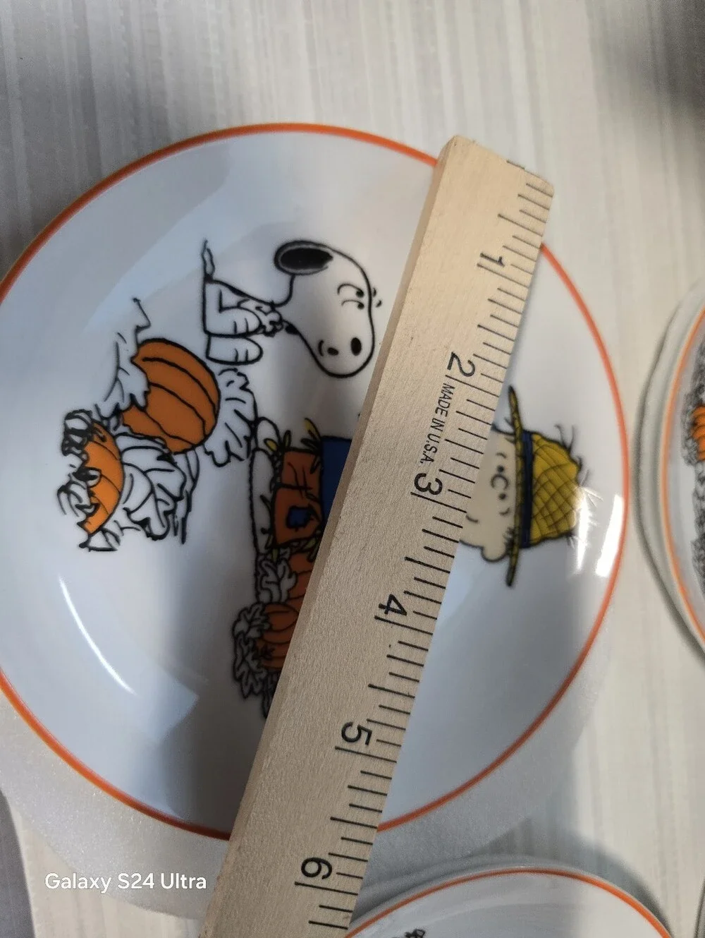 NEW 4 Peanuts Snoopy FALL * HALLOWEEN Appetizer Dessert Plates 6